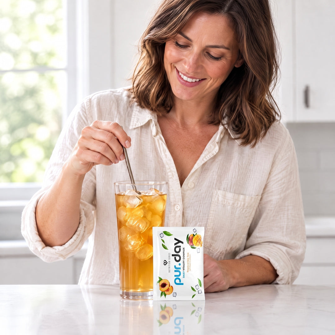 120+ wissenschaftlich nachgewiesene Gesundheitsvorteile für ganzheitliche Vitalität - pur.DAY Tropical Ice Tea – Limited Edition von pur-life